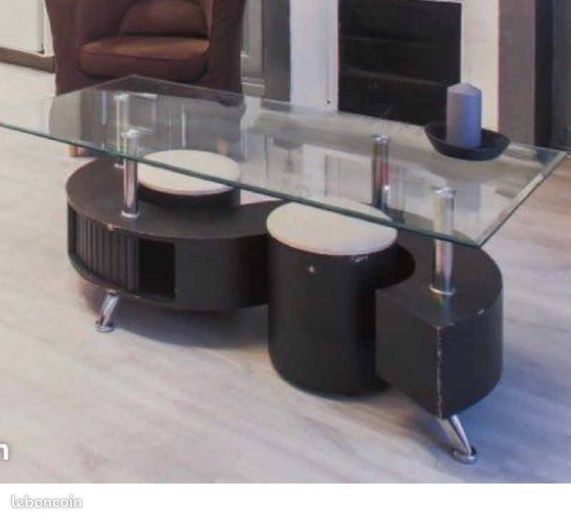 Table basse et 2 tabourets (image 1)