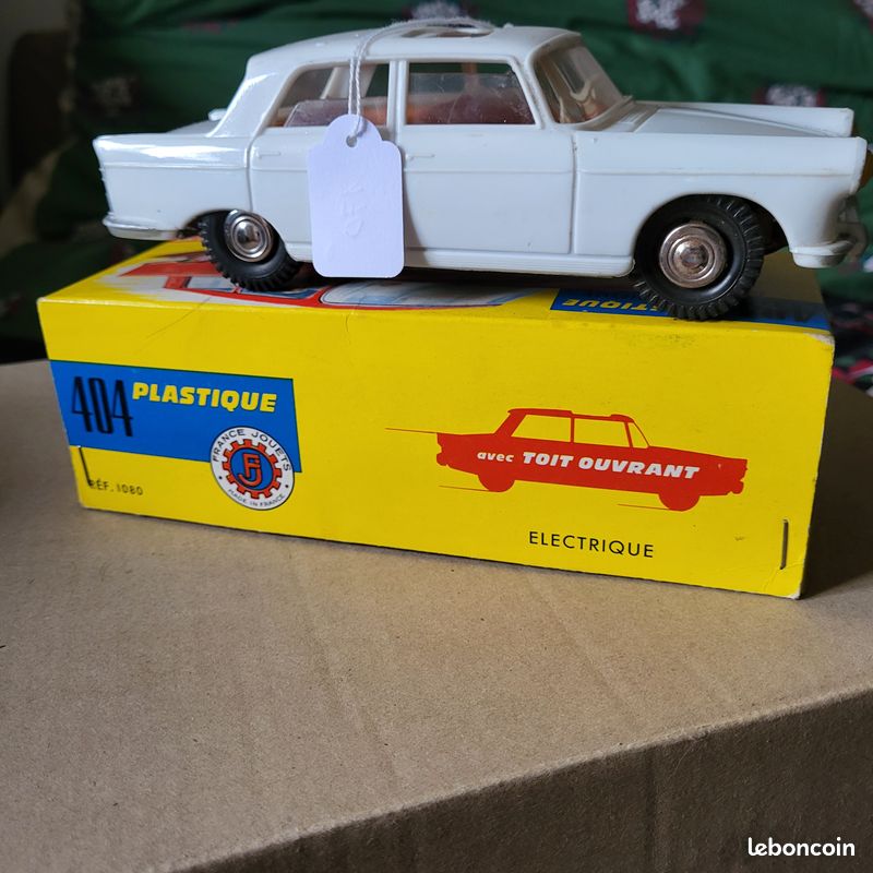 404 Peugeot France Jouet - Modèle De Police En Boîte - Réf. 1099 (Occasion)