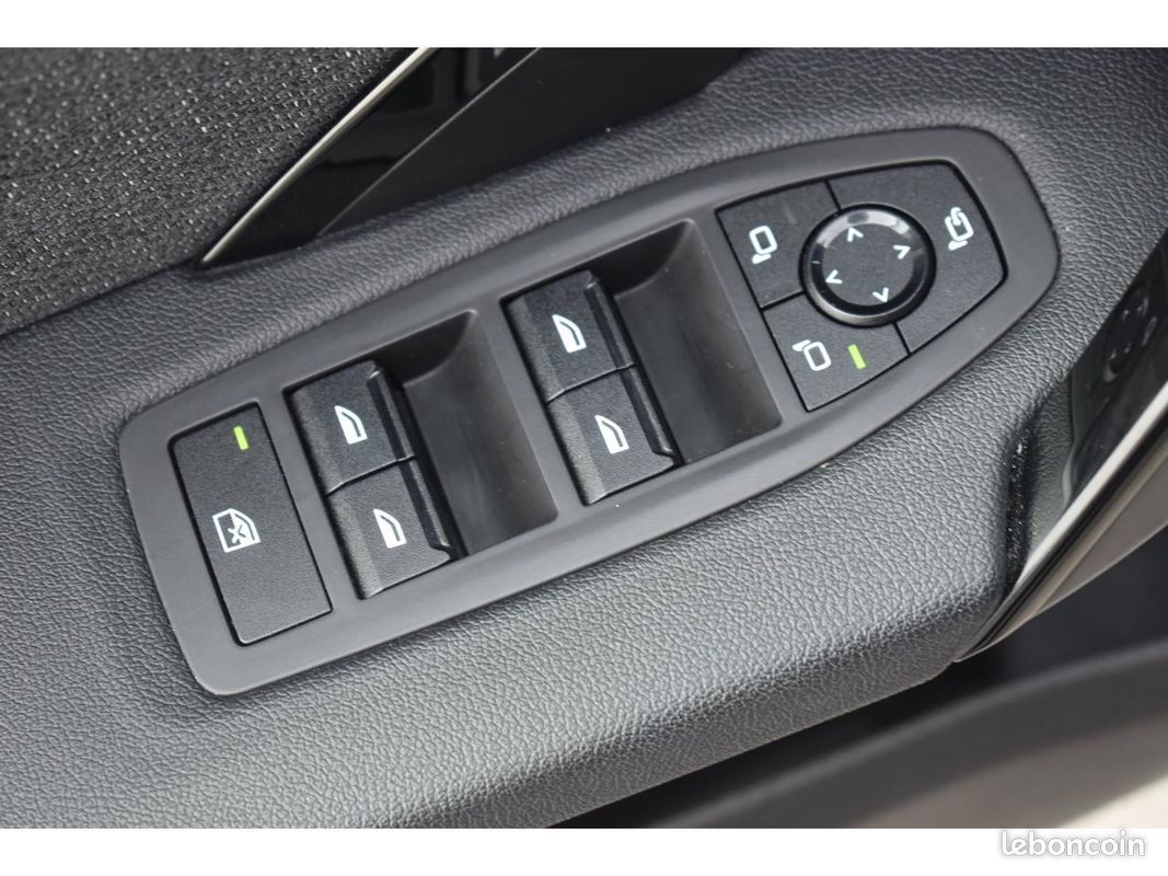 BMW X1 sDrive 20i 170ch DKG7 Business Design (image 11)