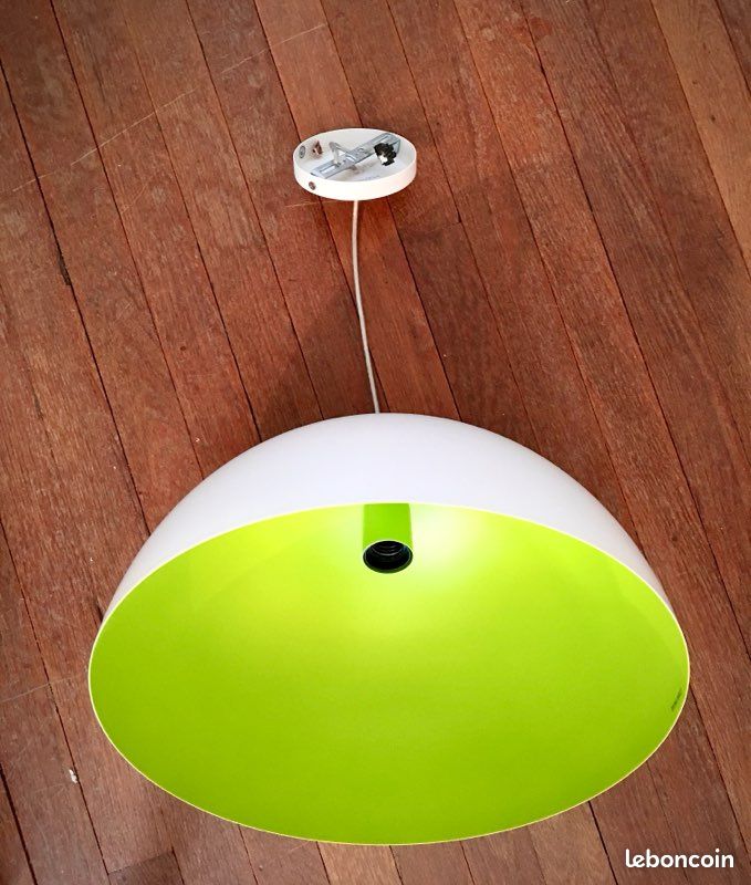 Grand lustre plafonnier contemporain et blanc en coupole (image 1)