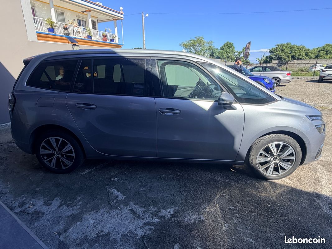 Citroen c4 grand picasso 1.2 puretech 130 ch business 7 places eat6 + camera de recul + carplay (image 6)