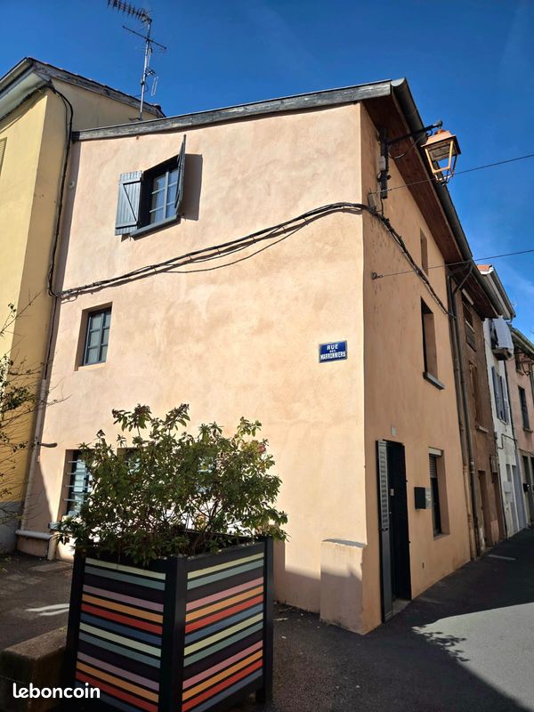 Maison 4 pièces 72 m² · à Neuville-sur-Saône · 72 m² · 290 000 €