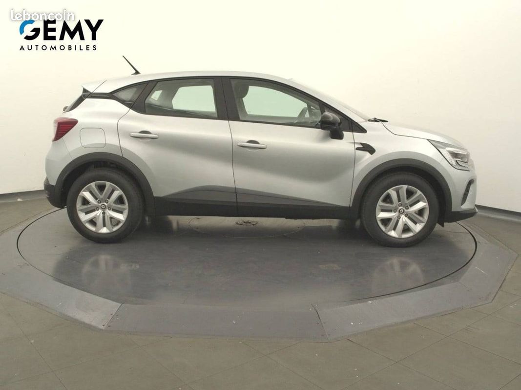 RENAULT Captur E-Tech 145 - 21 Business (image 4)