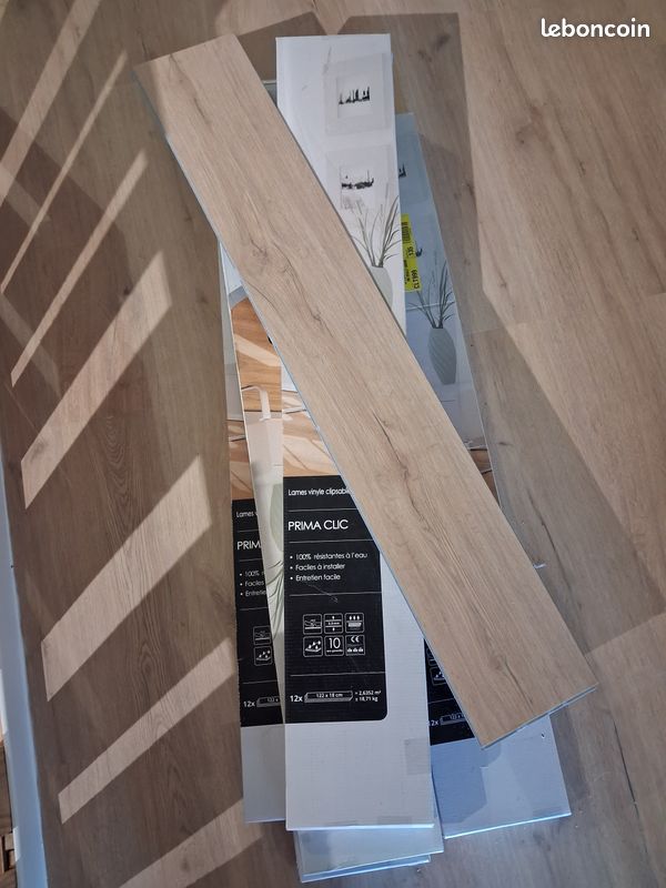 Parquet pvc (image 1)