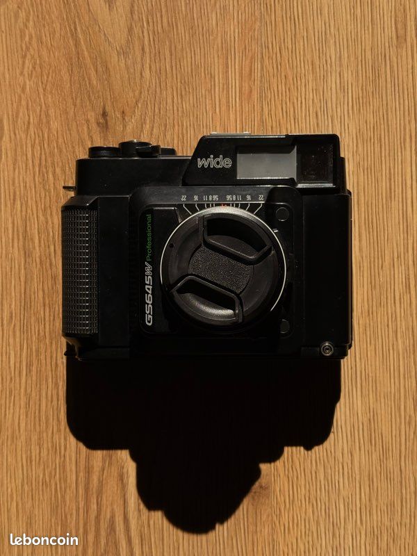 Appareil photo argentique télémétrique noir EXC+5 Kowa SW