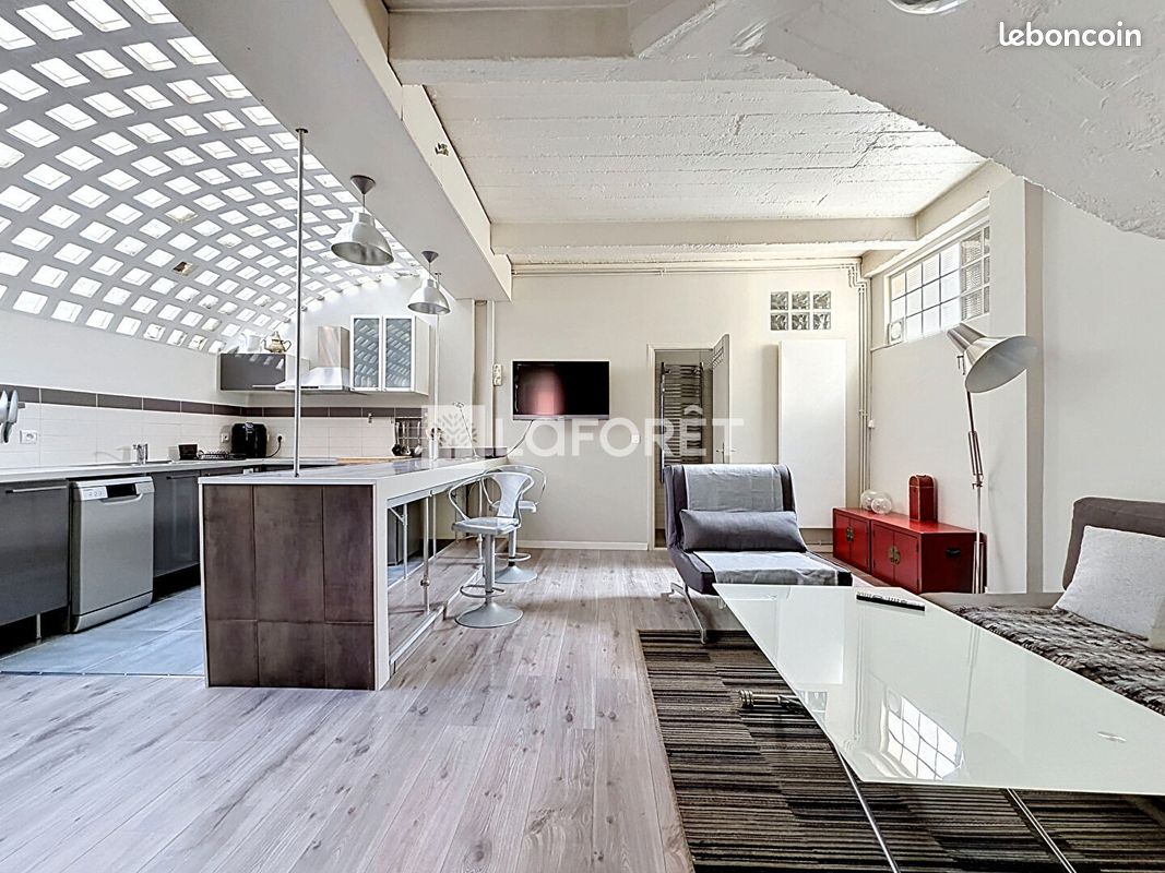 Appartement 2 pièces 56 m² · à Les Lilas · 56 m² · 370 000 €