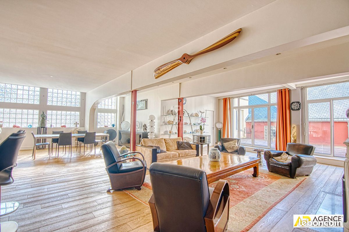 Appartement 8 pièces 322 m² · à Versailles · 322 m² · 2 400 000 €