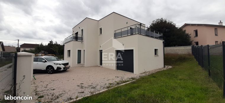 Maison 5 pièces 121 m²