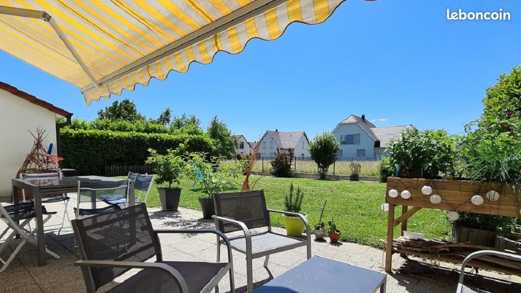 Maison 6 pièces 157 m² · à Blotzheim · 157 m² · 2 090 €/mois