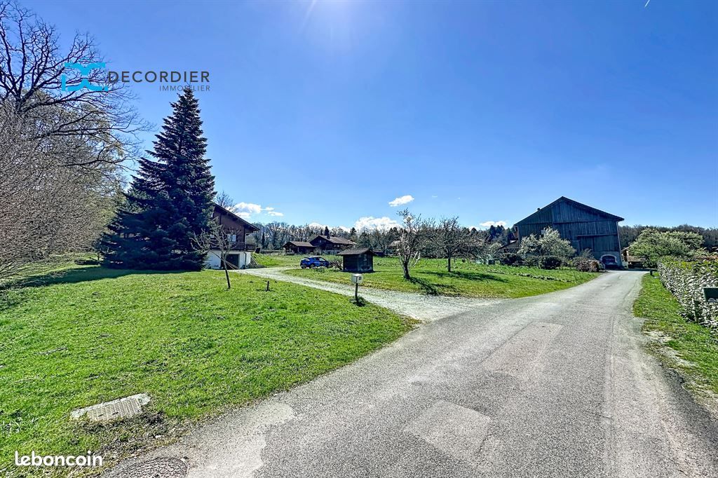 Terrain 880 m² Saint Paul En Chablais (image 2)