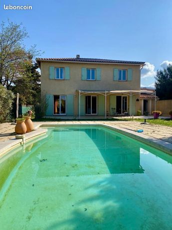 Maison 6 pièces 161 m²