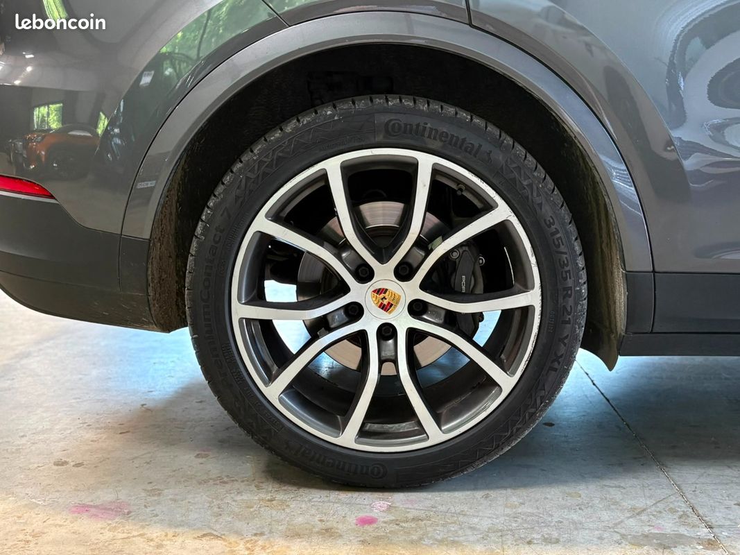 PORSCHE CAYENNE COUPE E-Hybrid 3.0 V6 462 ch Tiptronic BVA - Toit panoramique (image 37)