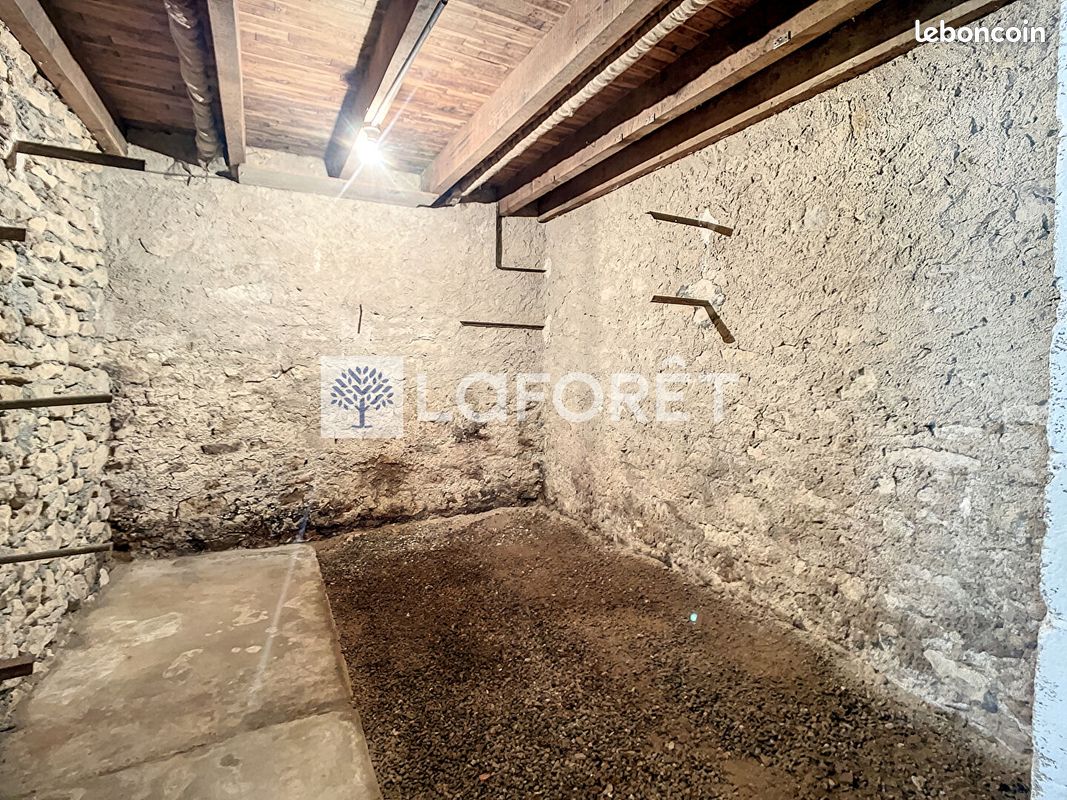 Maison 5 pièces 75 m² - Thouars 79100 (image principale 14)