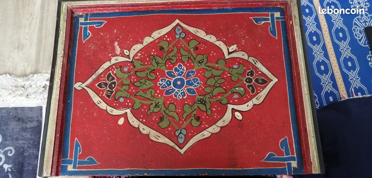 Table de décoration/ table de chevet (image 2)