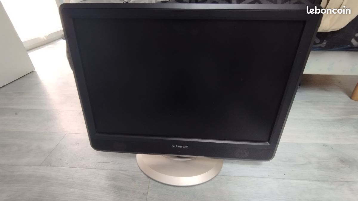 PC/Ordinateur + Écran, Clavier, Tapis de Souris et Souris (image 4)