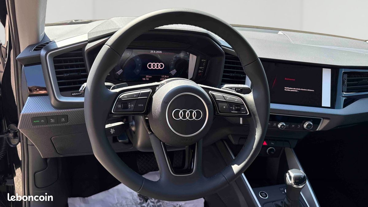 AUDI A1 Sportback 30 TFSI 116 ch S tronic 7 Design (image 10)
