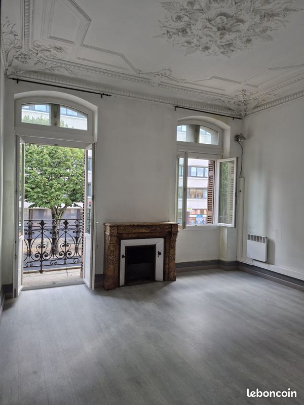 Appartement 5 pièces 94 m² · à Bordeaux · 94 m² · 330 000 €
