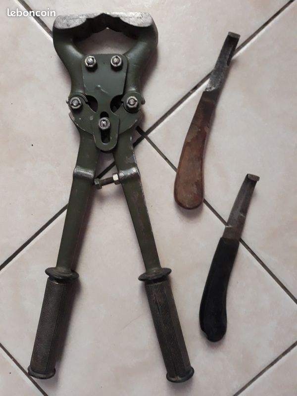 Lot : 1 serre-jarret + 1 coupe-onglons + 2 rénettes (image 2)