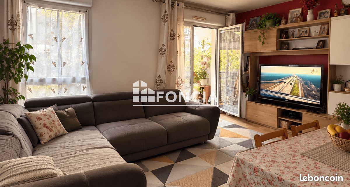 Parking 42 m² · à Bobigny · 42 m² · 179 000 €
