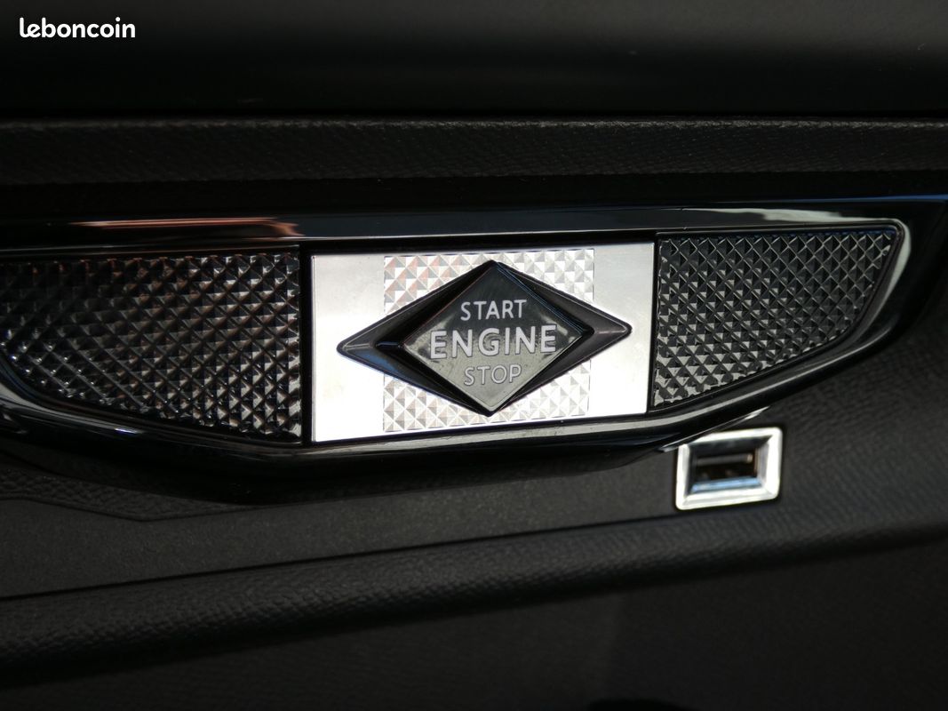 DS DS3 CROSSBACK BlueHDi 130 EAT8 Grand Chic (image 23)