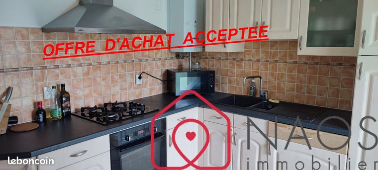 https://img.leboncoin.fr/api/v1/lbcpb1/images/8f/04/15/8f0415060e0ae8e8f05336512e3bdda19b43e250.jpg?rule=ad-image