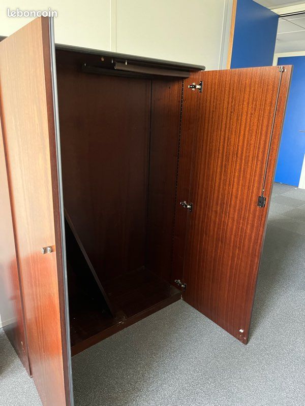 Armoire en bois (image 2)
