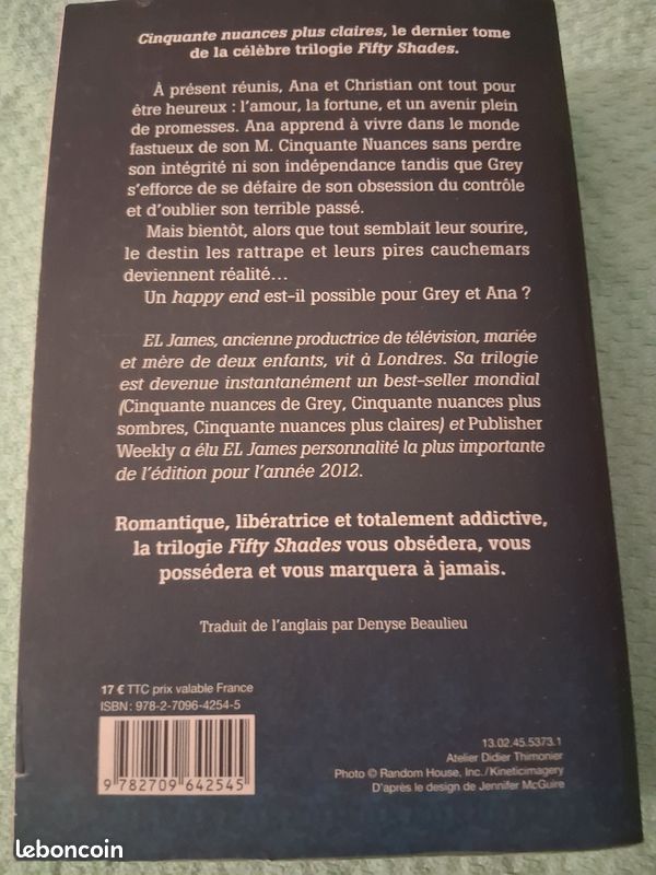 EL James (image 3)