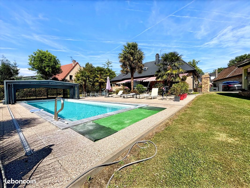 Maison 7 pièces 160 m² · à Villers-Bocage · 160 m² · 440 000 €