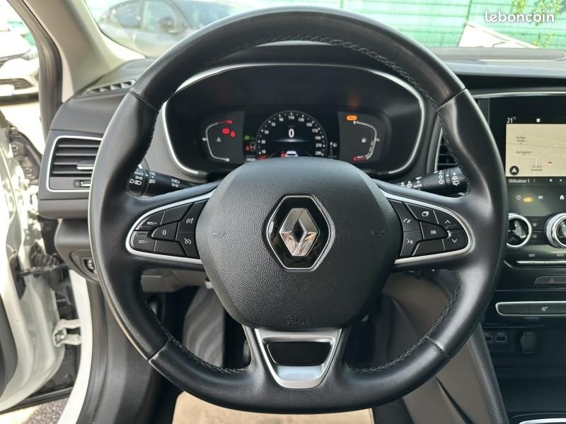 Renault Megane 1.5 Blue dCi 115ch Evolution EDC (image 13)