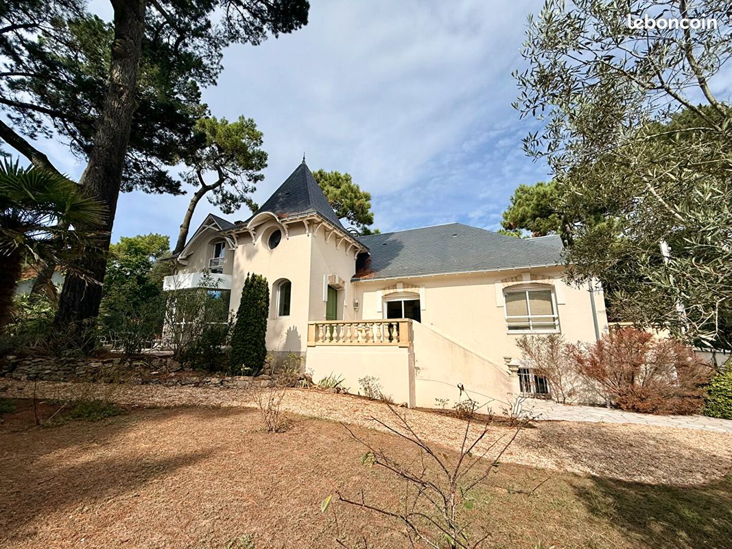 Maison 8 pièces 203 m² · à La Baule-Escoublac · 203 m² · 1 590 000 €