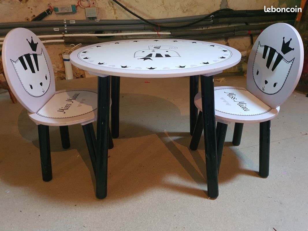 Table + 2 chaises enfants (image 3)