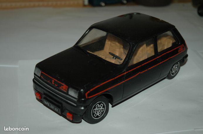 Ancien Voiture Auto Renault R5 R 5 Turbo Radio Contrôle Commande