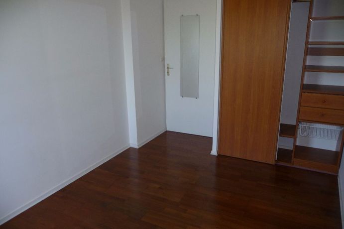 Appartement a louer  - 1 pièce(s) - 51 m2 - Surfyn