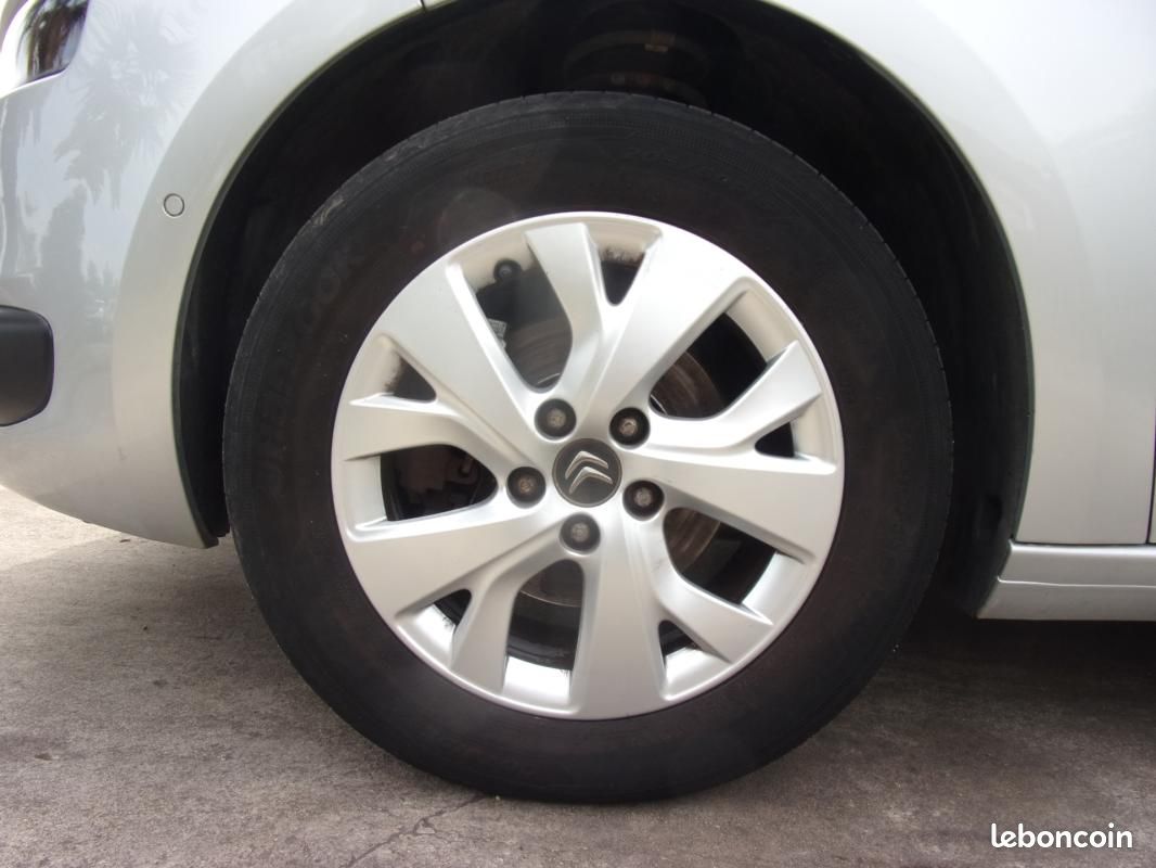 Citroën C4 Picasso BlueHDi 120 S&S Intensive (image 14)
