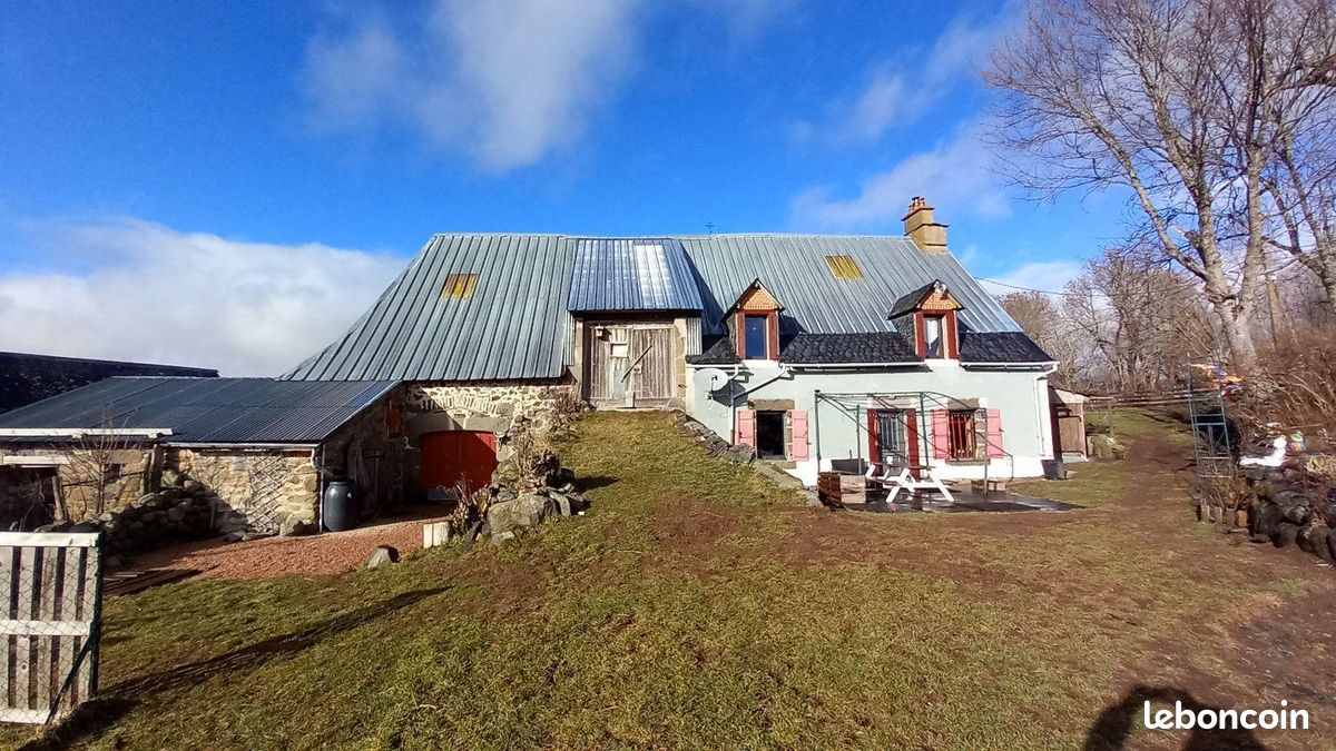 Maison 126 m² · à Saint-Saturnin · 126 m² · 198 900 €