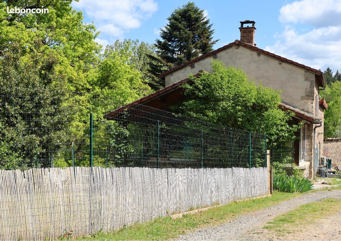 Maison 5 pièces 100 m² · à Saint-Dier-d'Auvergne · 100 m² · 195 000 €