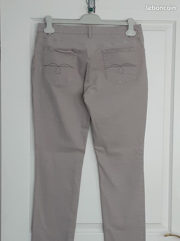 Pantalon femme t. 40 Neuf (image 1)