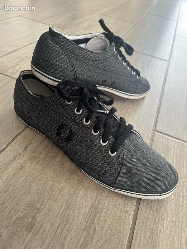Chaussures FRED PERRY taille 43 (image 1)