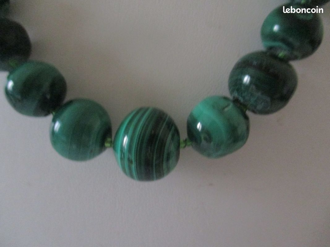 Collier Ancien En Malachite Naturelle Et Perles De Verre - Longueur 57 Cm - Occasion Bon état