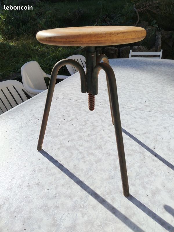Tabouret style industriel bois / theme Jide (image 1)