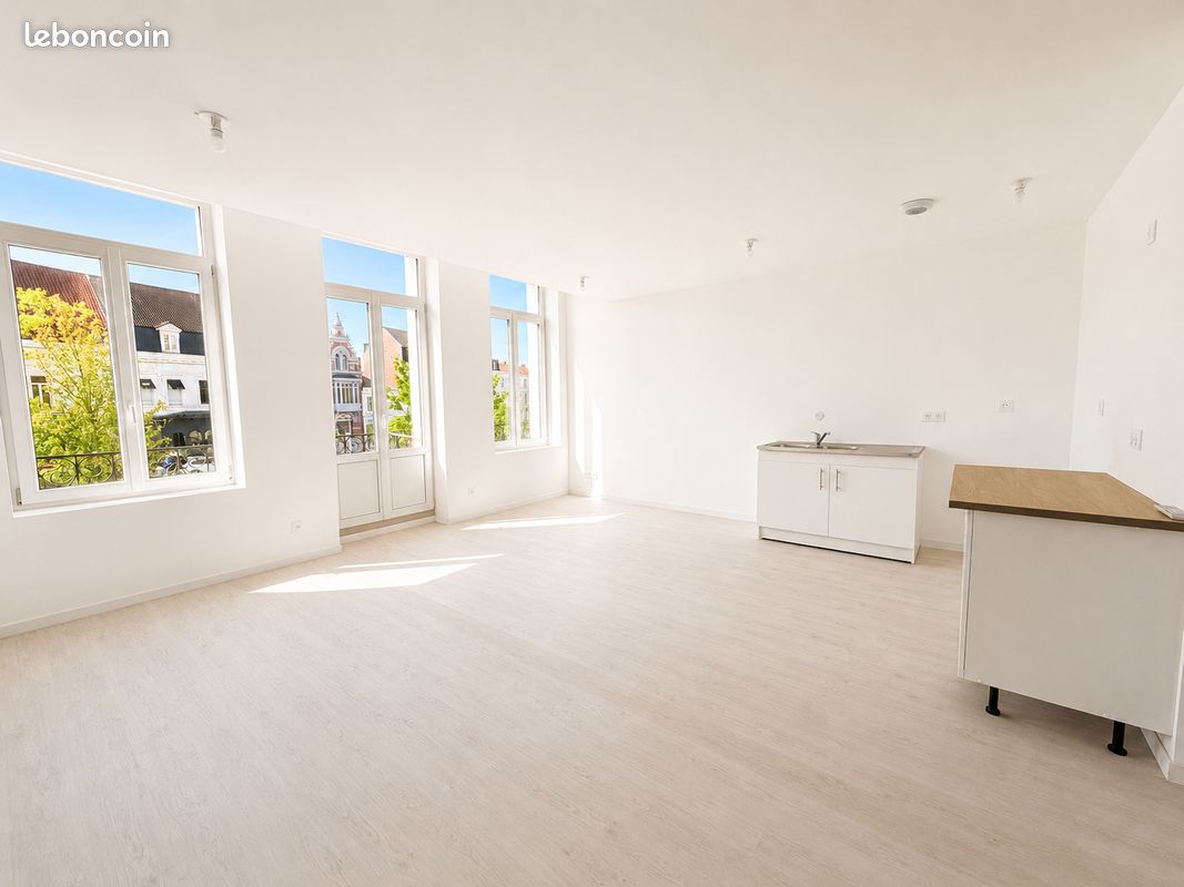 Immeuble 6 pièces 200 m² · à Saint-Amand-les-Eaux · 200 m² · 441 000 €
