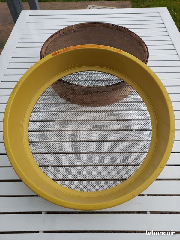Tamis de maçon sable / gravier diamètre 45 cm (image 1)