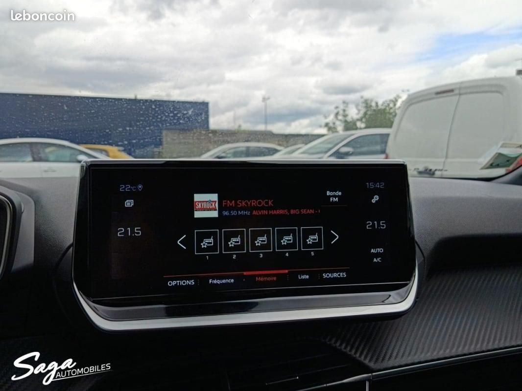 Peugeot 2008 BlueHDi 130 S&S EAT8 Allure (image 24)