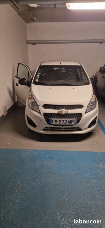 Parking sécurisé à louer proche Paris · à Arcueil · 95 €/mois