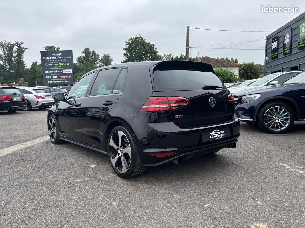 Volkswagen Golf VII GTI Performance 230ch DSG7 (image 4)