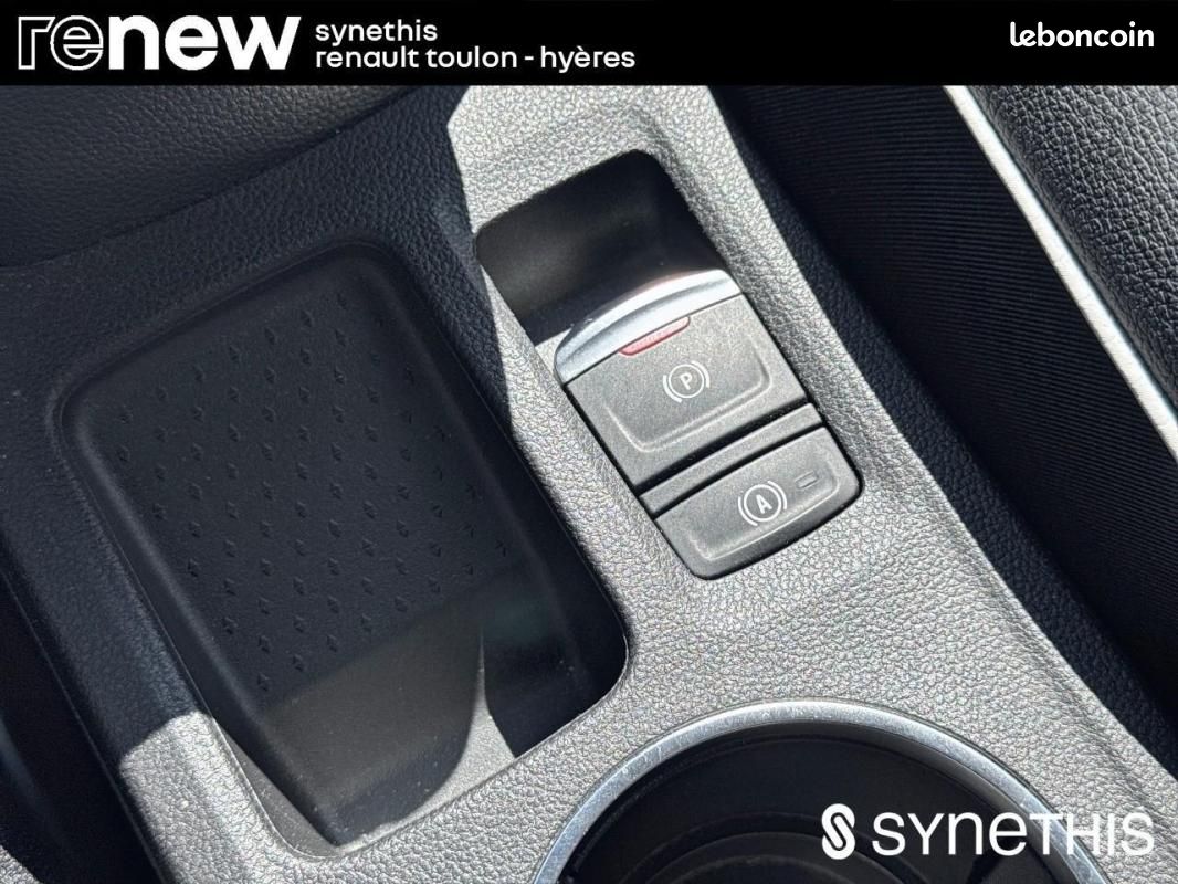 Renault Captur E-Tech 145 - 21 Intens (image 25)