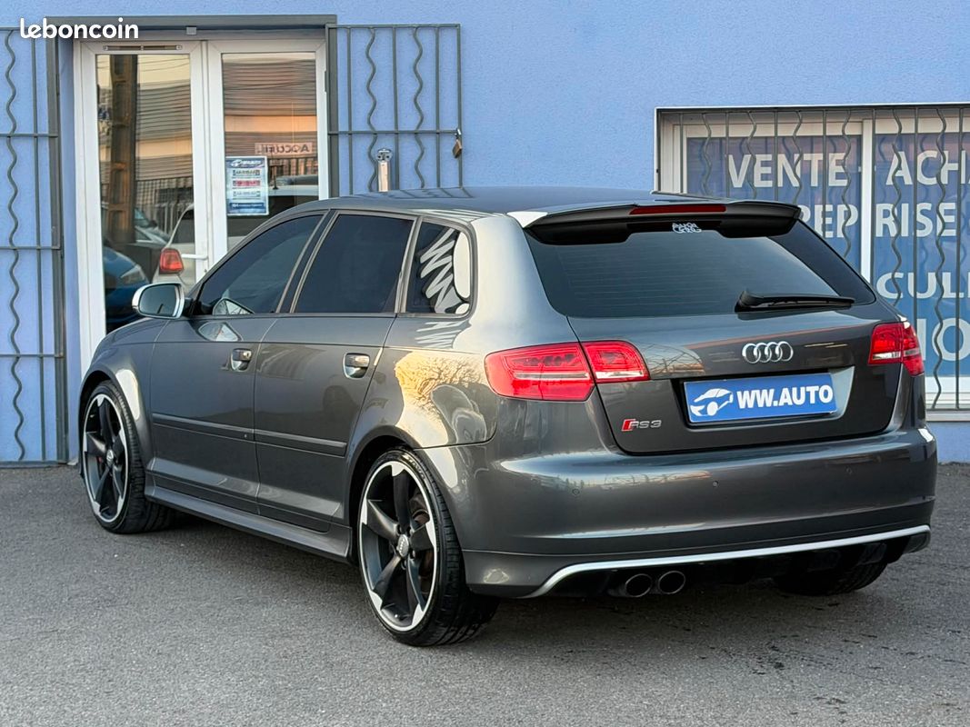 AUDI RS3 Sportback 2.5 TFSI 340 Quattro S-Tronic (image 4)