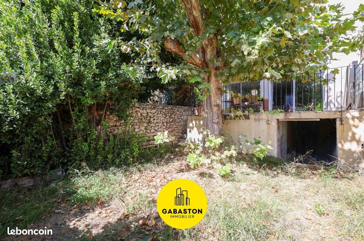 Maison 5 pièces 169 m² · à Marseille · 169 m² · 700 000 €