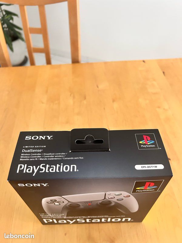 Manette PS5 édition 30th (image 5)