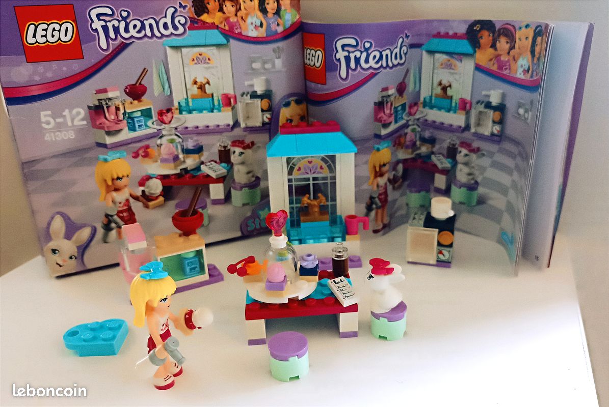Lego friends "Les gâteaux de l’amitié de Stéphanie " (image 1)
